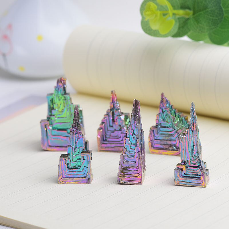 1Piece Natural Bismuthmetal Quartz Pyramid Bismuth Ore Quartz Gemstone Reiki Healing Stone Home Decoration Raw Crystals