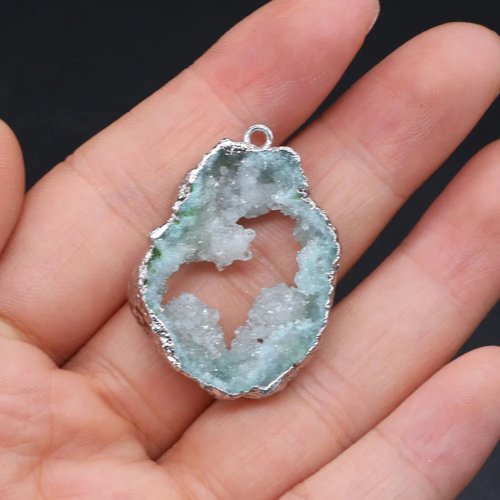 Irregular Green Quartz Crystal Natural Druzy Agates Pendants Natural Green Stone Quartz DIY Jewelry Making 25X35-30X40Mm